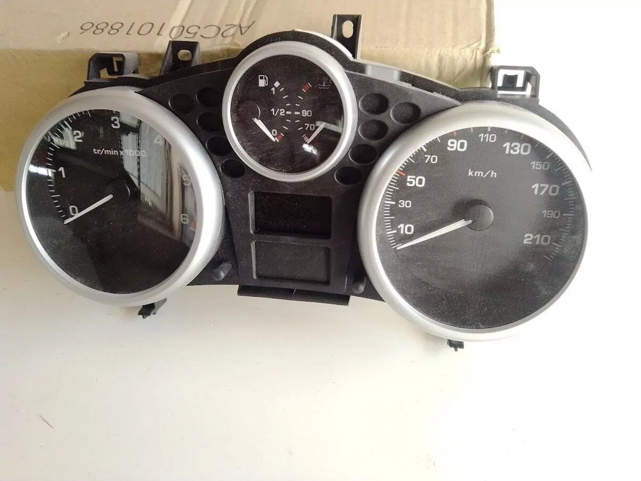 Instrument Cluster fits Peugeot 207 610638 6103JV 9662904680 Genuine View Front