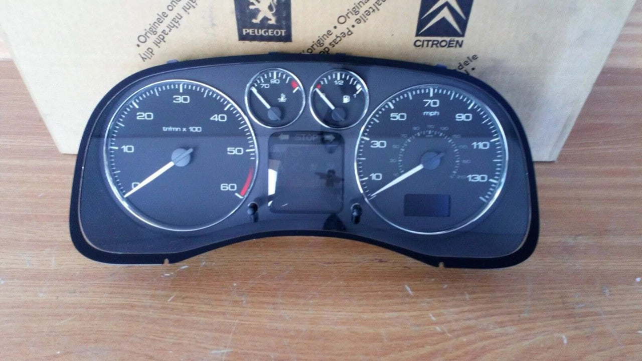 Instrument Cluster fits Peugeot 307 6106QY Genuine View Front