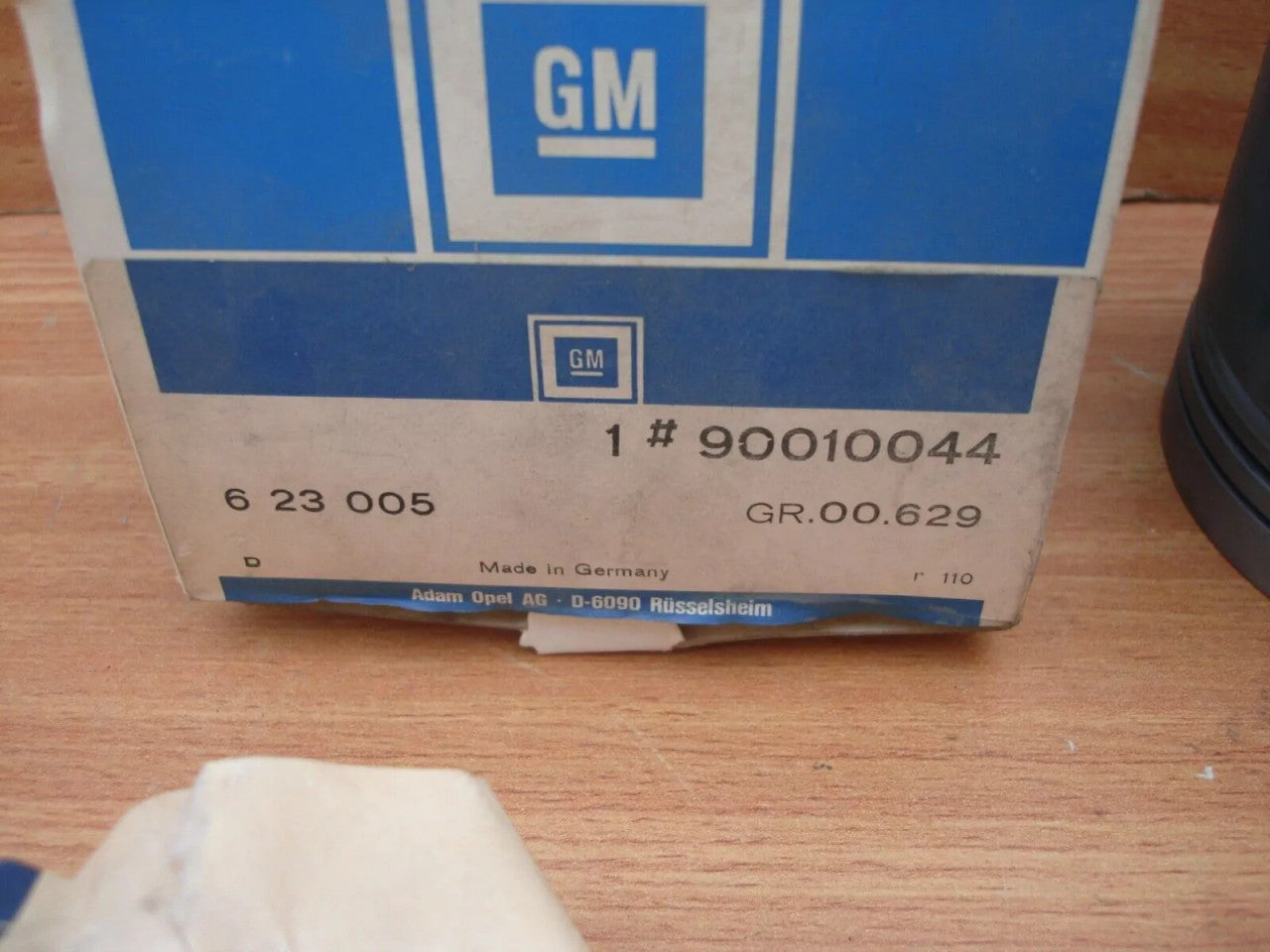 4x Pistons fits Opel Ascona C Kadett E Vauxhall Cavalier Astra 18E Genuine 623005 View Lower