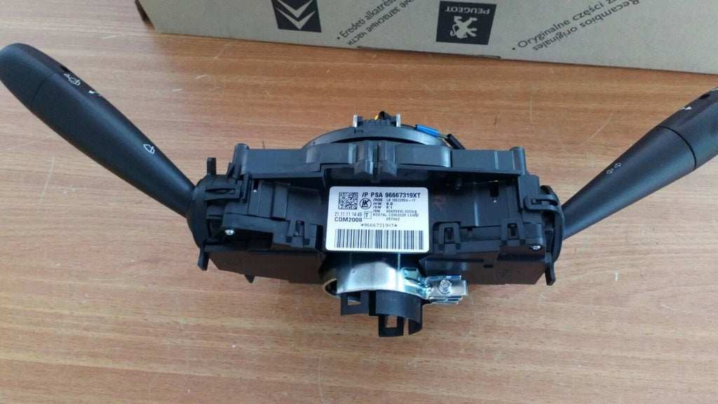 Switch Front Wiper fits Peugeot 3008 5008 624399 96773912ZD Genuine View Rear
