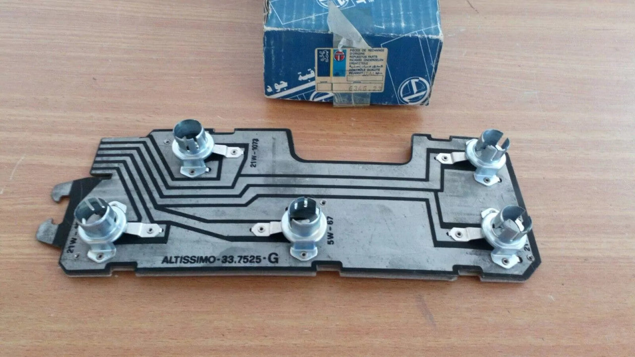 Tail Light Base Plate Left fits Peugeot 305 634623 Genuine View Front