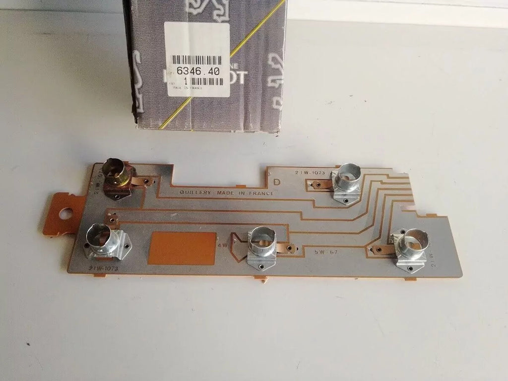 Tail Light Base Plate Right fits Peugeot 305 634640 Genuine View Rear