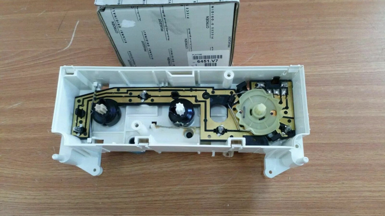 A/C & Heater Control fits Peugeot Partner Citroen Berlingo ZX 6451V7 Genuine View Rear