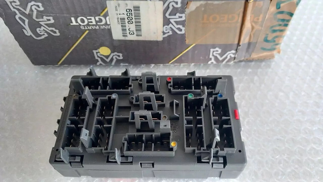 Fuse Box fits Peugeot Citroen Xsara Berlingo 6500J3 9621492680 Genuine View Rear