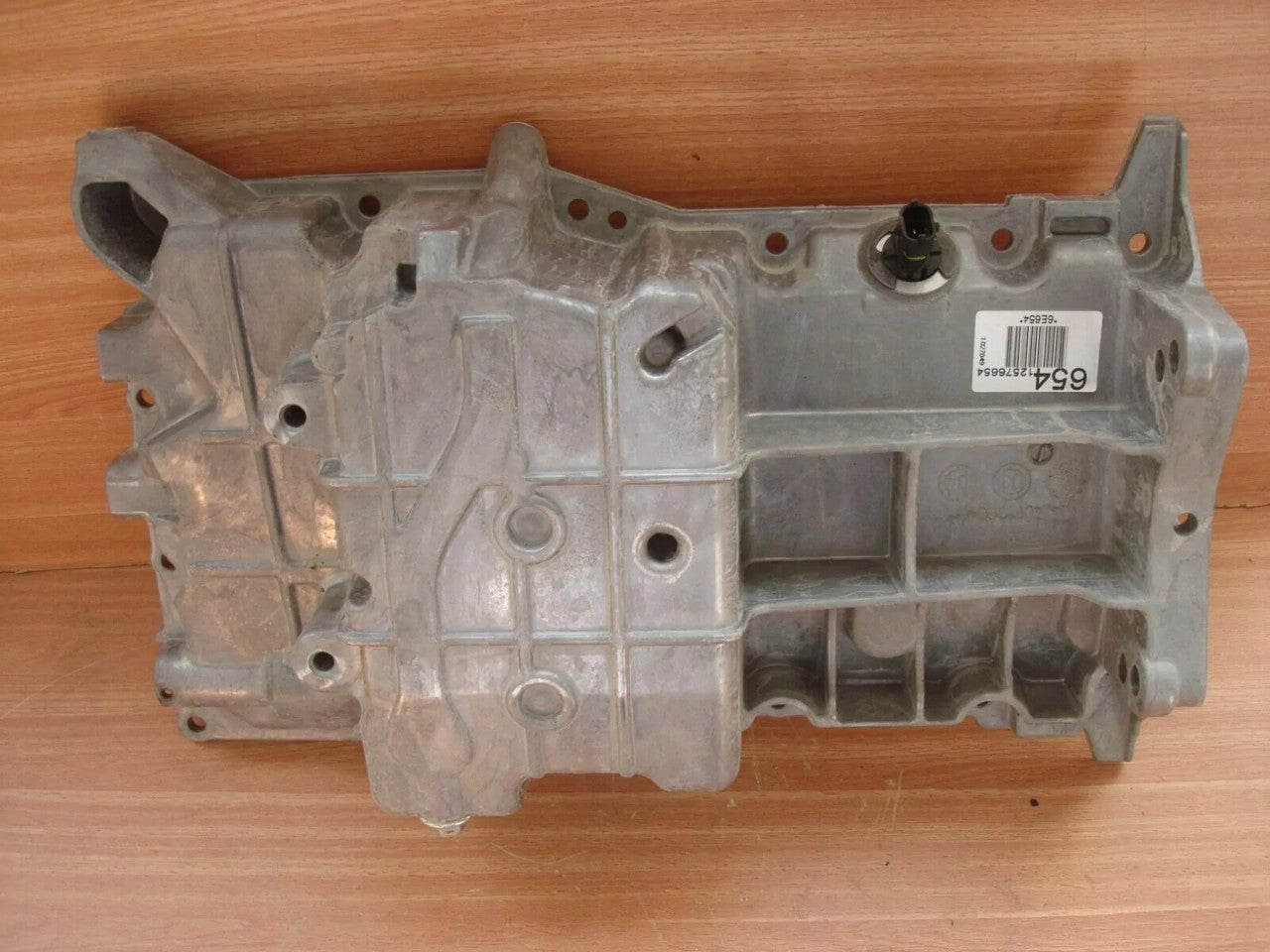 Oil Sump Pan fits Opel Vauxhall Vectra C Signum Z22SE Z22YH Genuine 652056 View Front