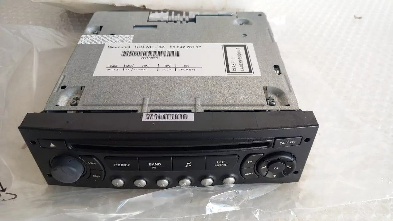 Radio CD fits Fiat Ulysse Peugeot 807 Citroen C8 9664770177 Genuine 6574Y4 View Front