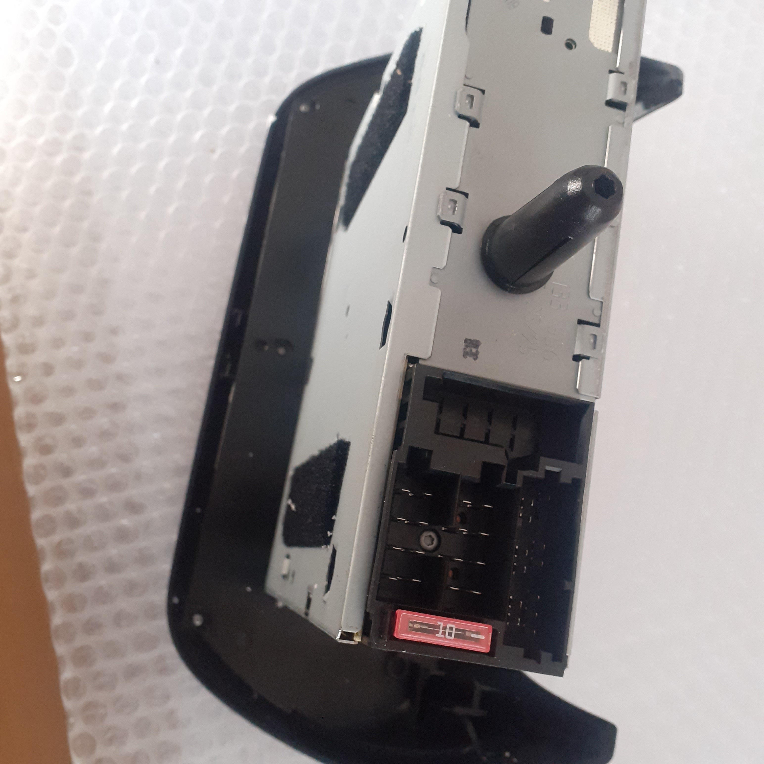 CD Player Radio fits Peugeot Bipper Citroen Nemo 6579K1 8635133056 Genuine View Rear
