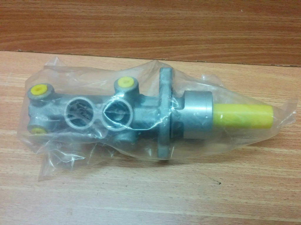 Brake Master Cylinder fits Toyota Yaris Vitz Echo Limo Vios -ABS SCP10 SCP12 LHD 68-02-2006 View Rear