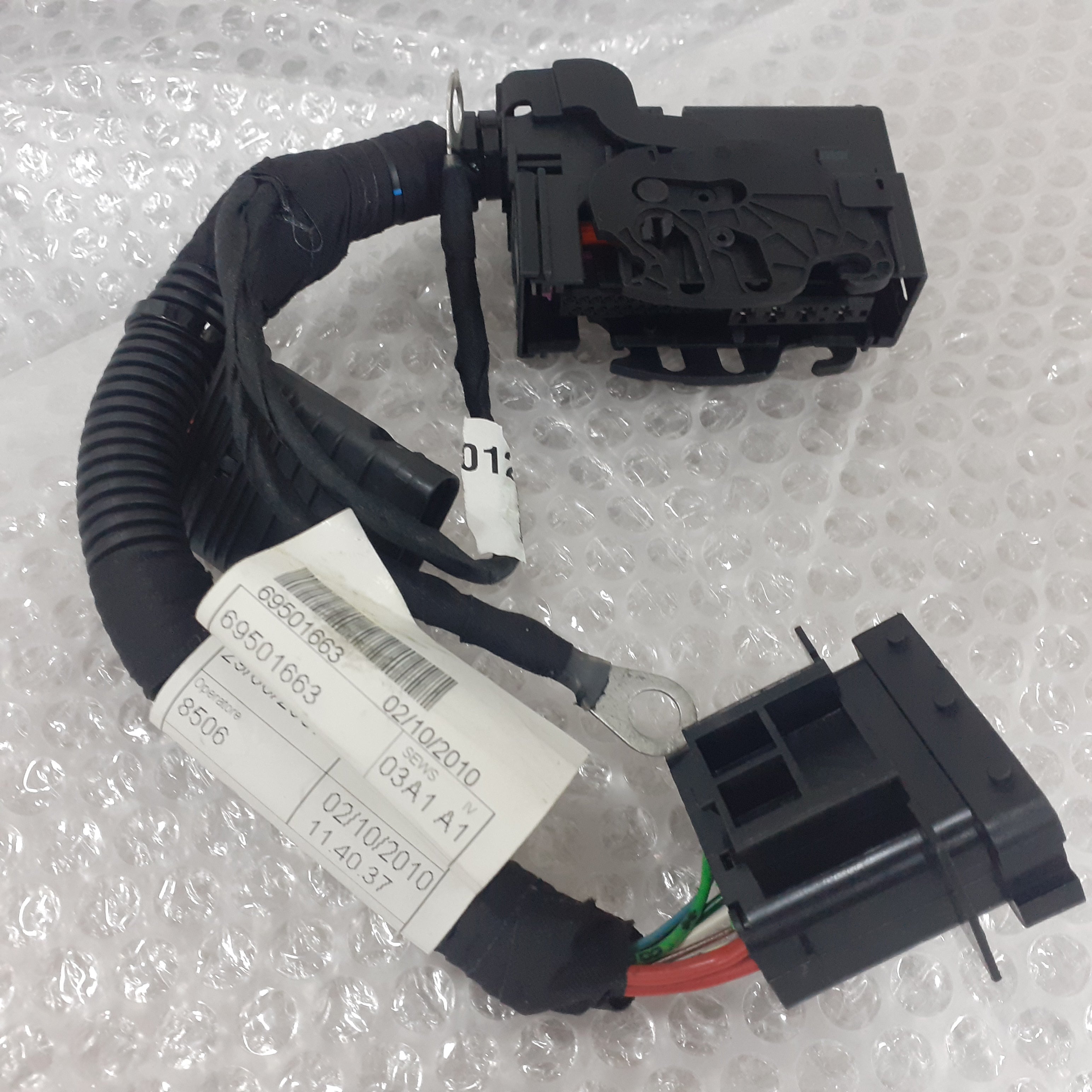 ABS Pump Electrical Wiring Loom Harness fits Iveco Daily 69501663 Genuine View Rear