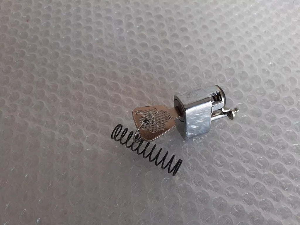 Door Lock Front with Key fits Alfa Romeo Alfasud 700364 Genuine View Front