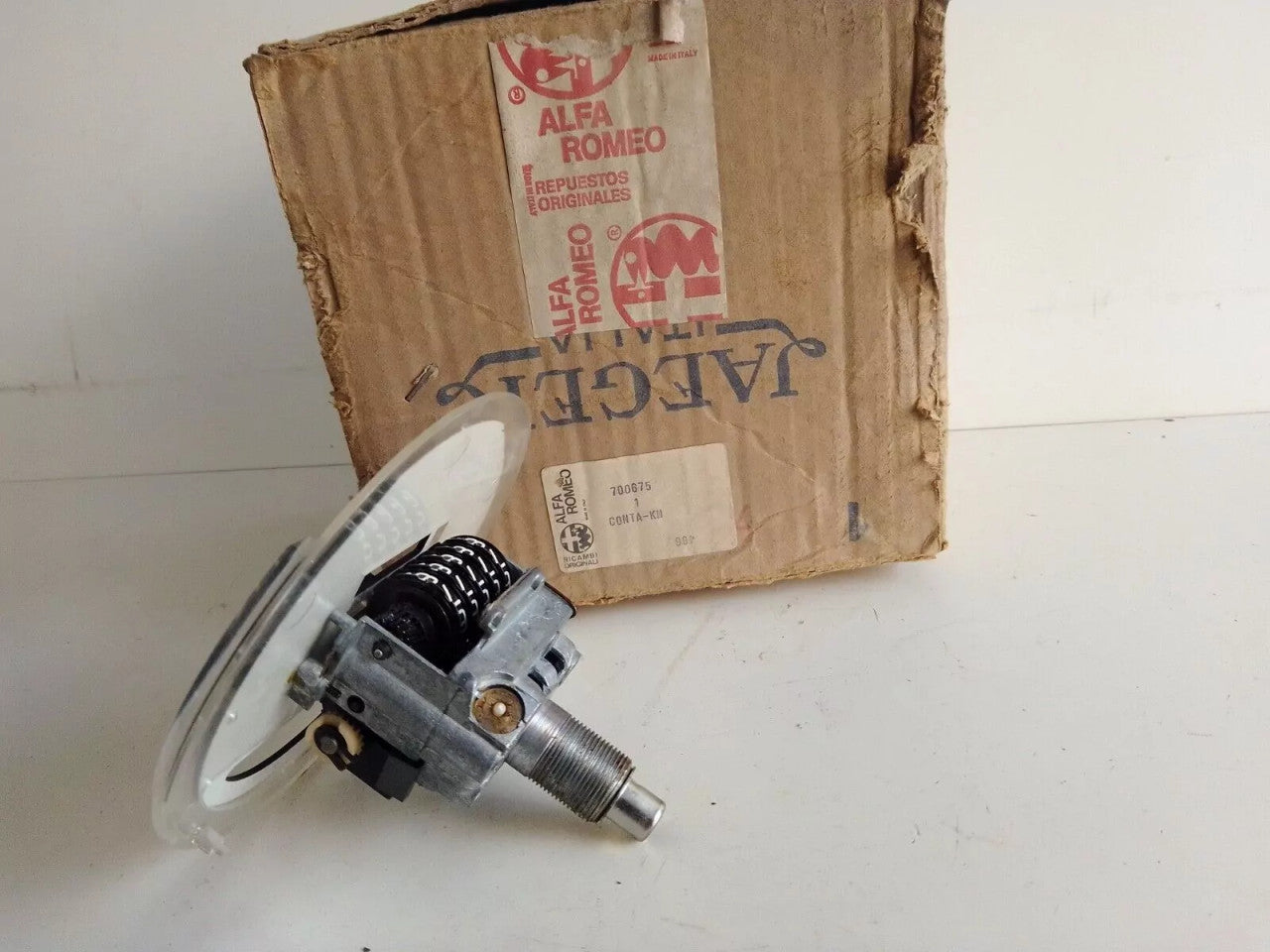 Speedometer Gauge fits Alfa Romeo Alfasud Ti 700675 60748613 Genuine View Rear