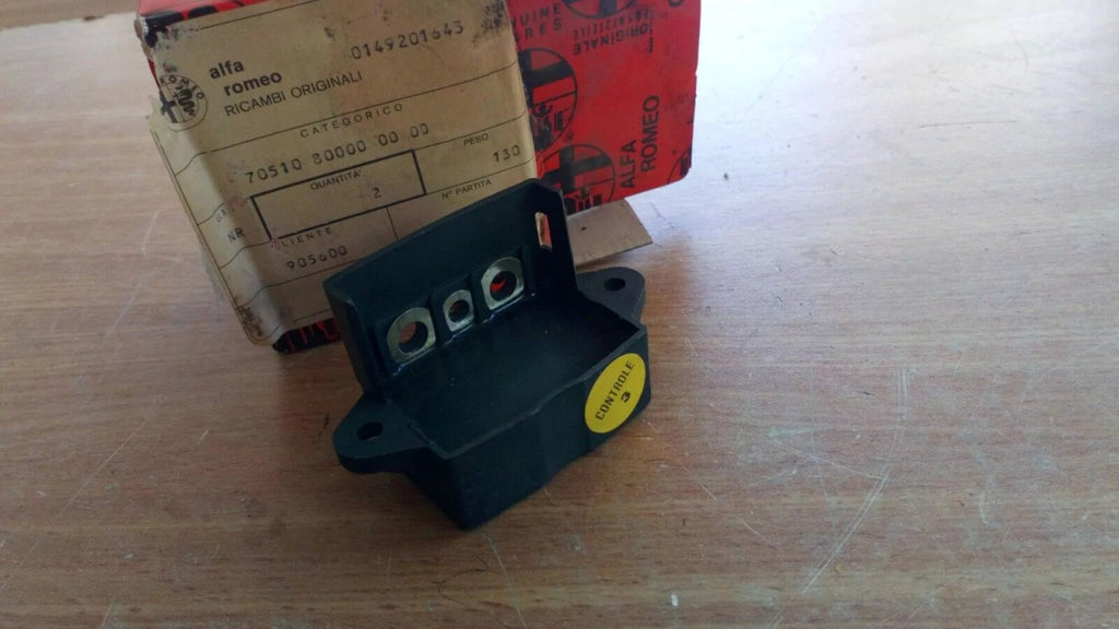 Voltage Regulator fits Alfa Romeo 33 Alfasud 705108 60749600 Genuine View Rear