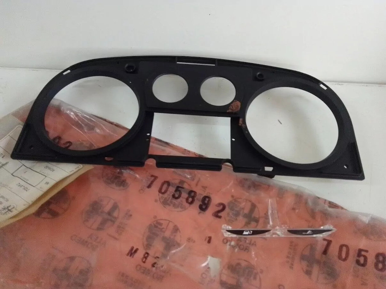 Instrument Panel Housing fits Alfa Romeo 33 705892 Genuine View Front