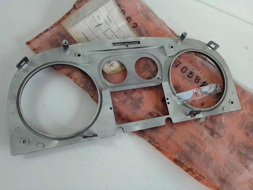 Instrument Panel Housing fits Alfa Romeo 33 705892 Genuine View Right