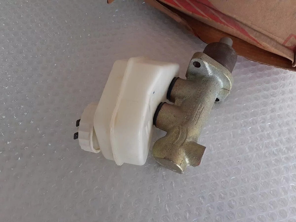Brake Master Cylinder fits Fiat Duna Elba Mille Uno Fiorino 7075444 Genuine View Lower