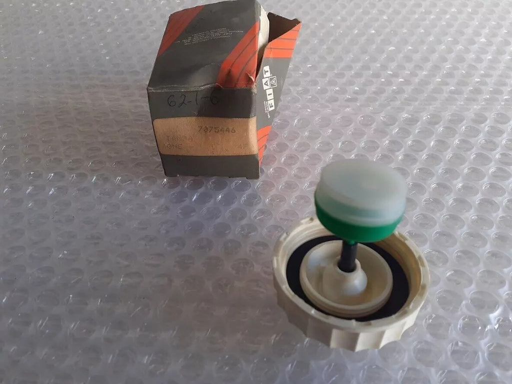 Brake Master Cylinder Cap fits Fiat Duna Elba Mille Uno Fiorino 7075446 Genuine View Rear