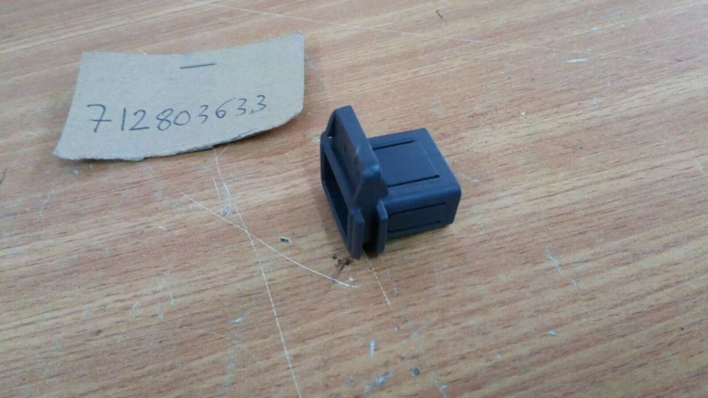 Door Lock Knob Bezel fits Fiat Bravo Brava 712803633 Genuine View Rear
