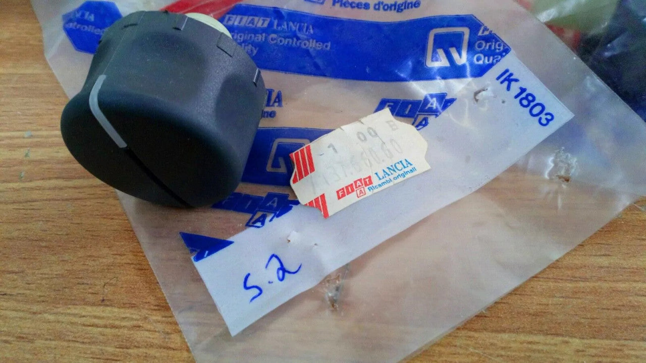 A/C Heater Knob fits Fiat Punto 713766060 Genuine View Front