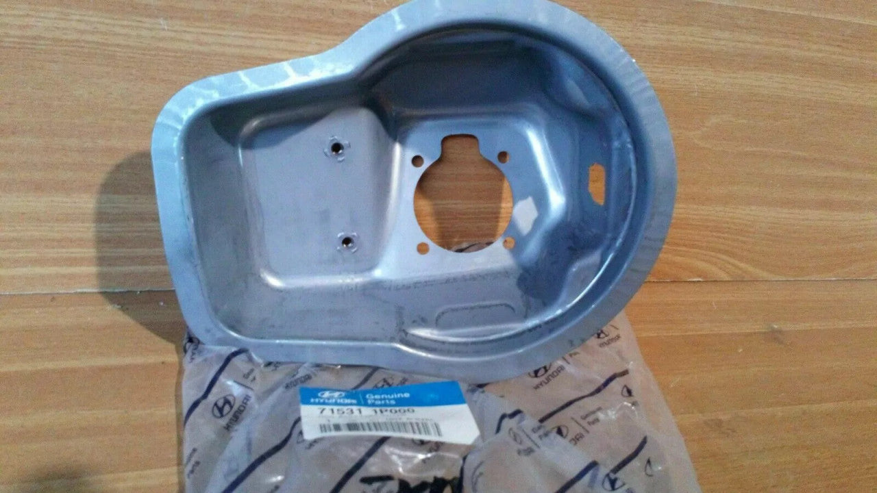 Housing Fuel Filler Door Panel fits Hyundai ix20 Kia Venga 715311P000 Genuine View Front