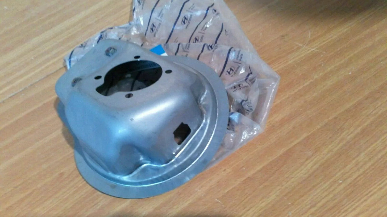 Housing Fuel Filler Door Panel fits Hyundai ix20 Kia Venga 715311P000 Genuine View Rear