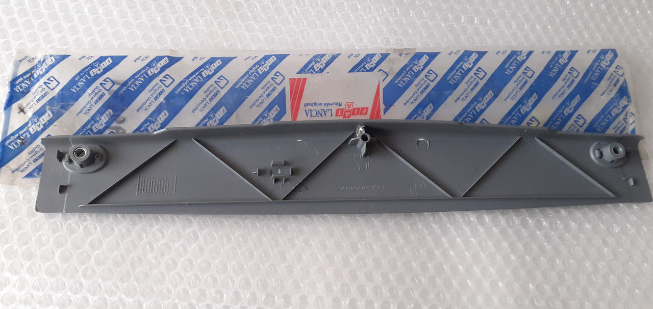 Interior Rear Cover Upper Stop Light fits Fiat Bravo 716396631 Genuine View Rear