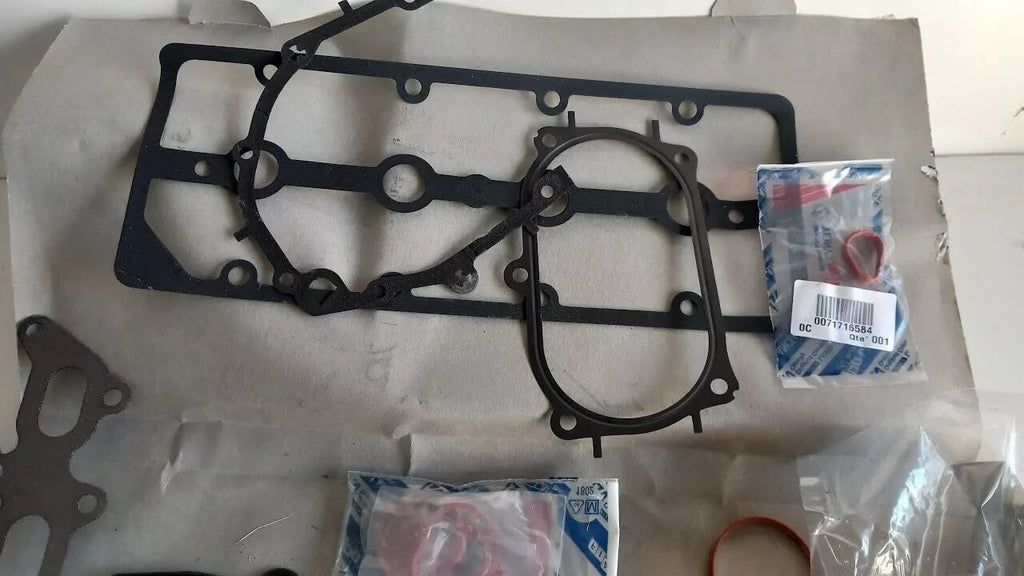 Engine Gasket Set kit fits Fiat Lancia 1242cc 16v 71716871 Genuine View Right