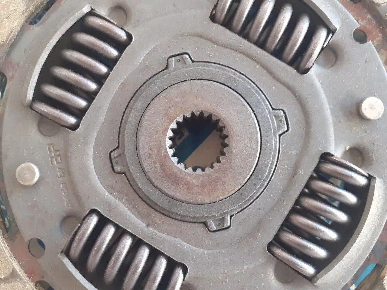 Clutch Kit fits Fiat Cinquecento Seicento Uno 71718482 Genuine View Right