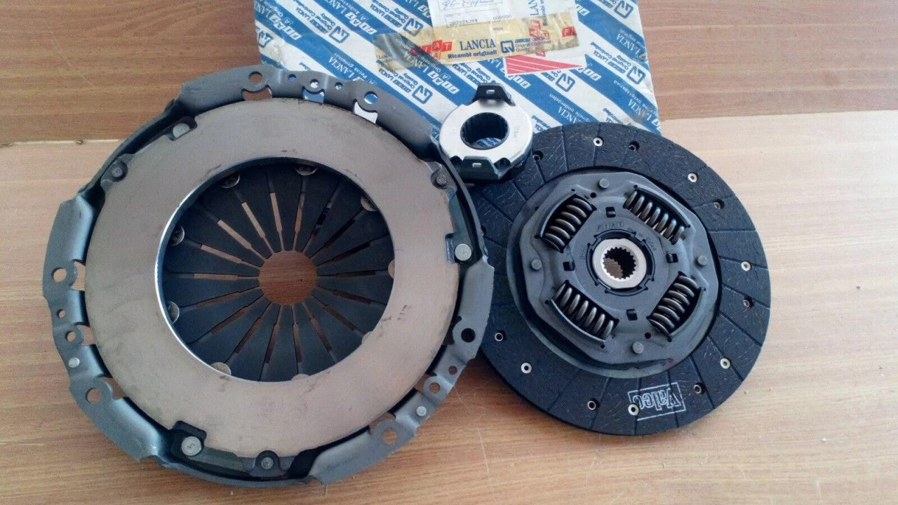Clutch Kit fits Fiat Ducato 71714653 Genuine 71735473 View Left