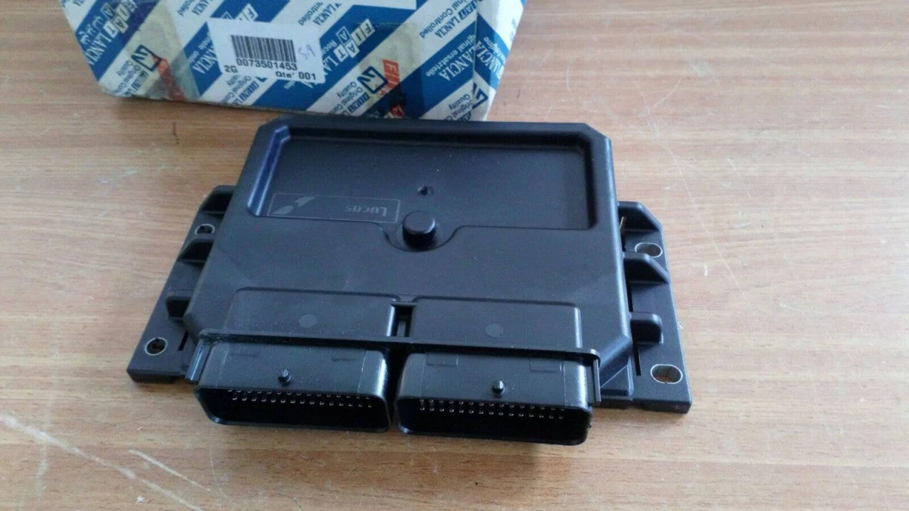 Electronic Injection Control Unit ECU fits Fiat Punto 73501453 Genuine View Front