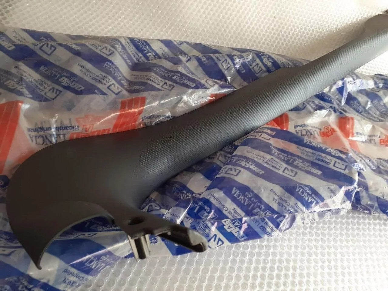 Door Sill Molding Left fits Fiat Bravo 735249281 Genuine View Front