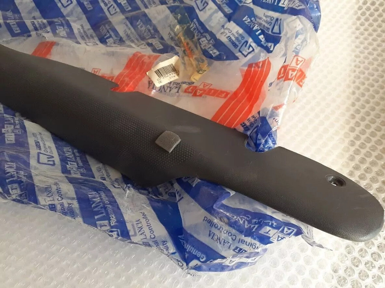 Door Sill Molding Left fits Fiat Bravo 735249281 Genuine View Upper