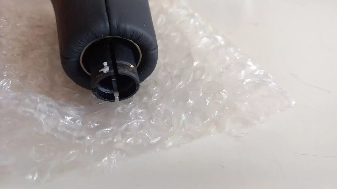 A/T Gear Shift Knob fits Fiat Palio Punto Siena 735276965 Genuine View Rear