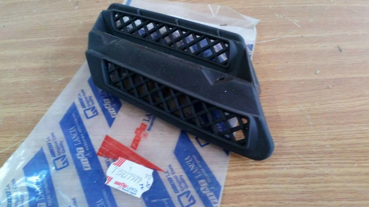 Front Bumper Grille Right fits Fiat Punto 735277579 Genuine View Front
