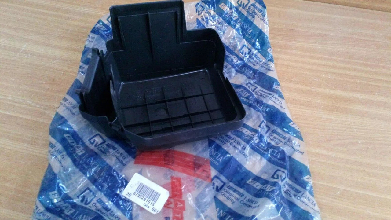Fuse Box Cover fits Fiat Punto 735281013 Genuine View Rear