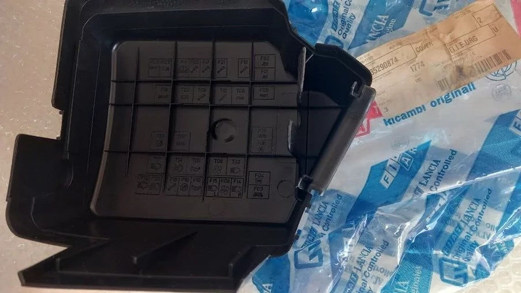 Fuse Box Cover fits Fiat Punto 735281013 Genuine View Left