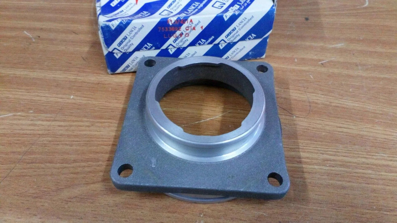 Transmission Side Flange fits Fiat Uno 7533692 Genuine View Front
