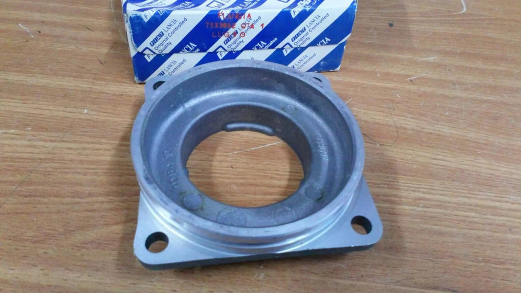 Transmission Side Flange fits Fiat Uno 7533692 Genuine View Right