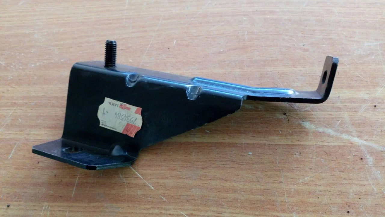 Front Bumper Bracket Right fits Fiat 126 BIS 7534584 Genuine View Rear