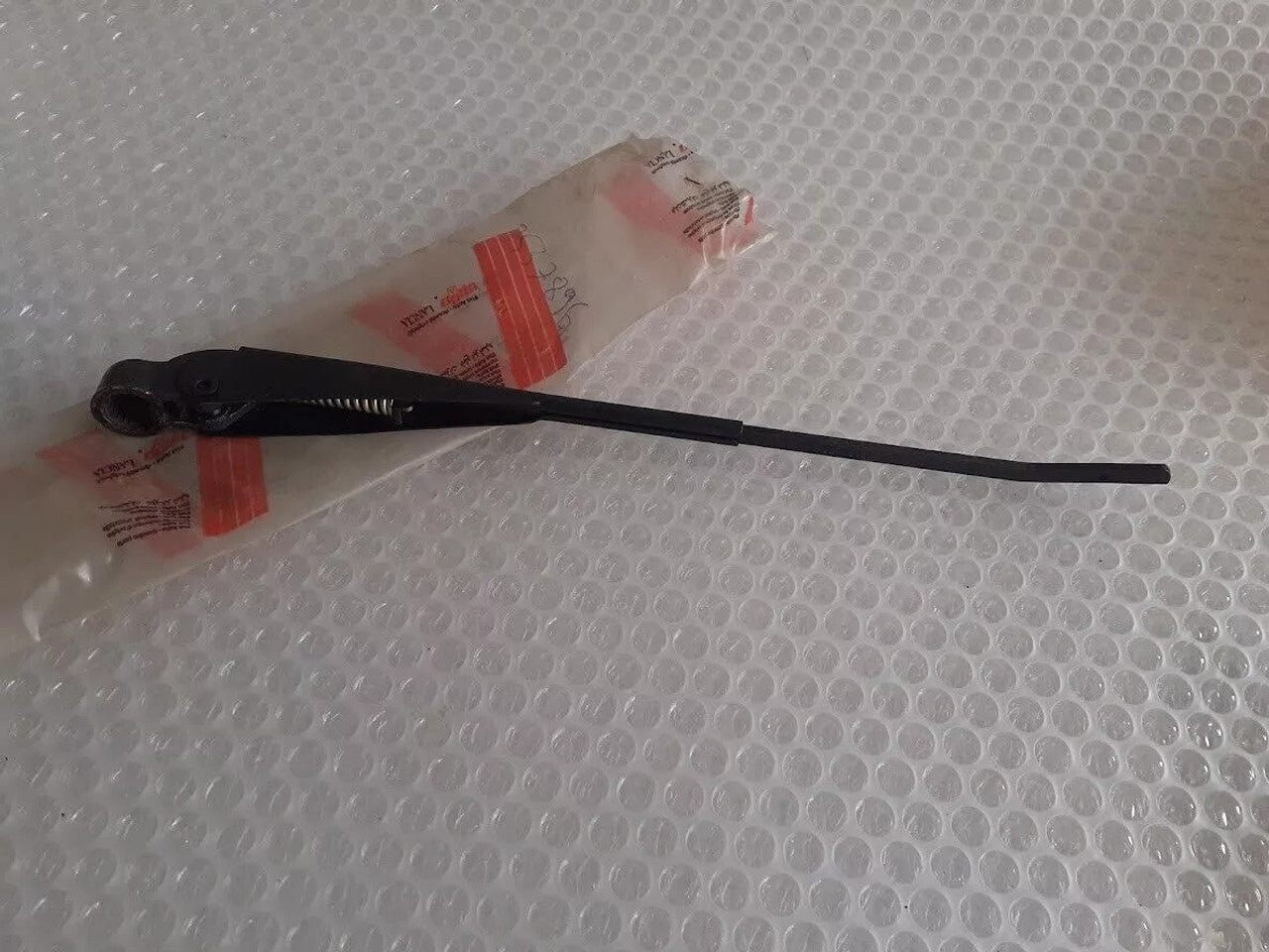 Windshield Wiper Arm RHD fits Fiat 126 BIS 7537896 Genuine View Right