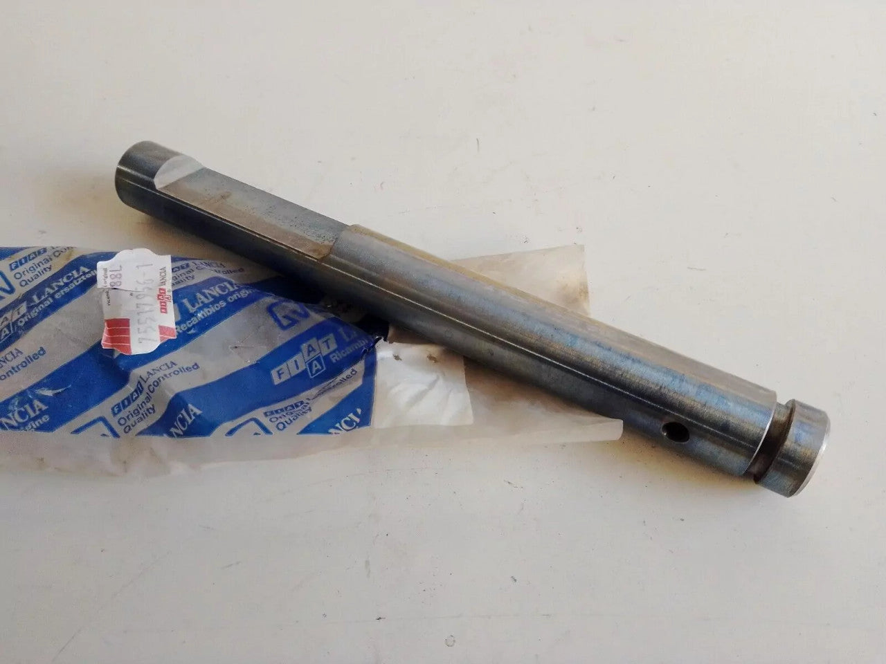 Transmission Gear Reverse Shaft fits Fiat Ducato Talento 75517956 Genuine View Front