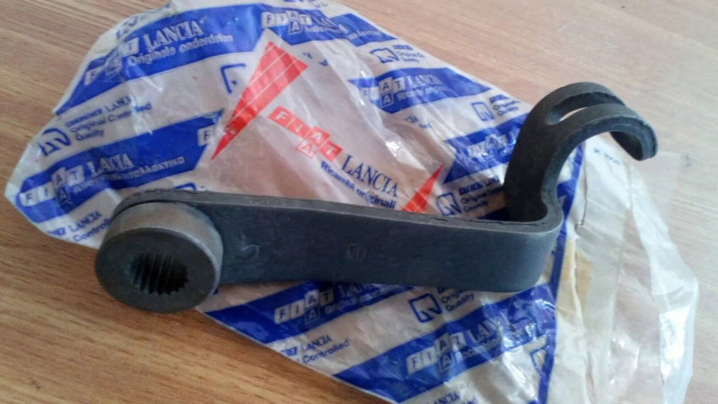 Clutch Release Lever fits Fiat Uno TD 7553711 Genuine View Rear