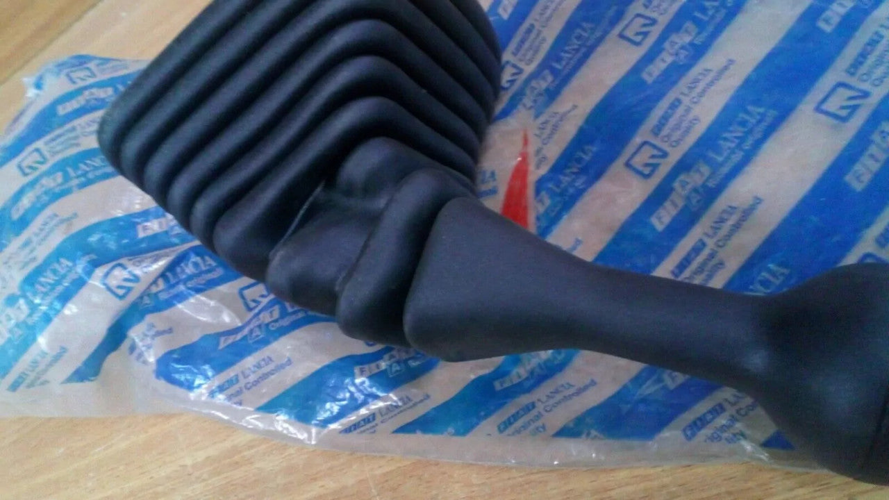Shift Boot fits Fiat 5 Speed 7558216 Genuine View Right