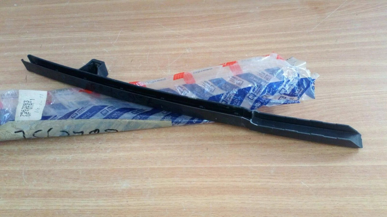 Window Guide Front fits Fiat Regatta 7563783 Genuine View Front