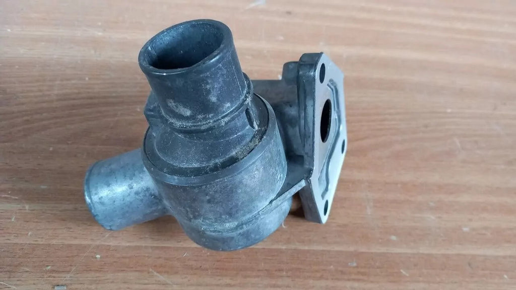 Thermostat fits Lancia Delta 7574911 View Right