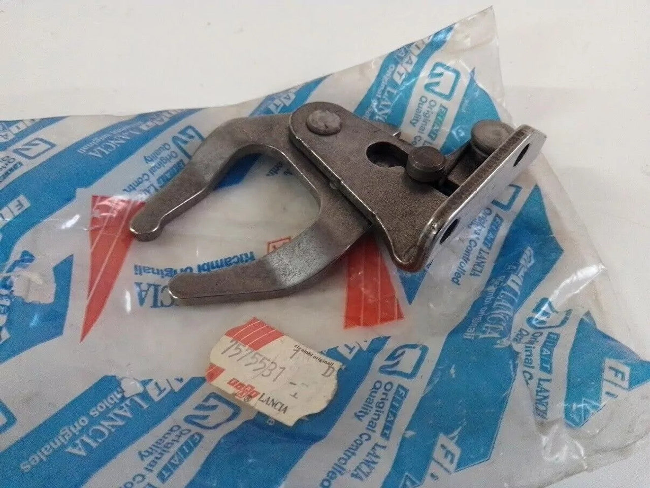 Gear Shifter Lever Arm fits Fiat Lancia Alfa Romeo 7575531 55182965 Genuine View Front