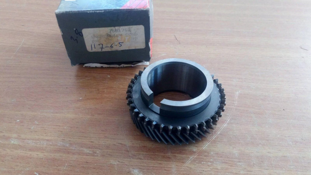 Gear 5th fits Fiat Elba Uno Duna Mille Fiorino 7581752 Genuine View Front