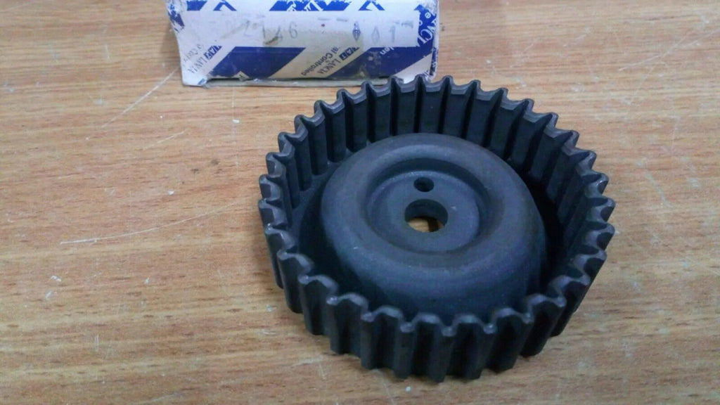 Timing Belt Pulley fits Fiat Punto GT Lancia Dedra Delta 7582146 Genuine View Rear