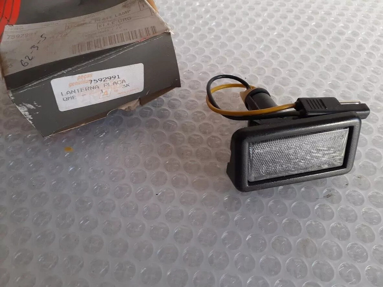License Plate Light fits Fiat Fiorino 7592991 Genuine View Lower