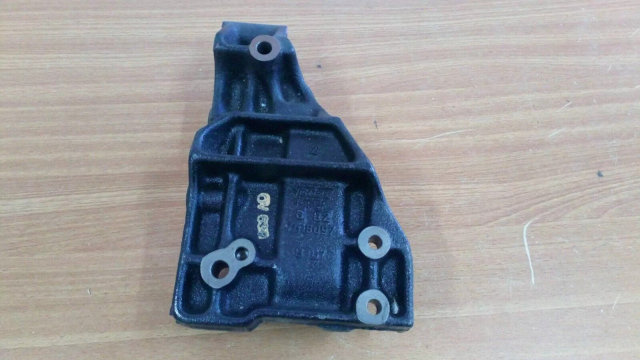 Bracket fits Fiat Tempra Alfa Romeo 155 Lancia Dedra 7618097 Genuine View Rear