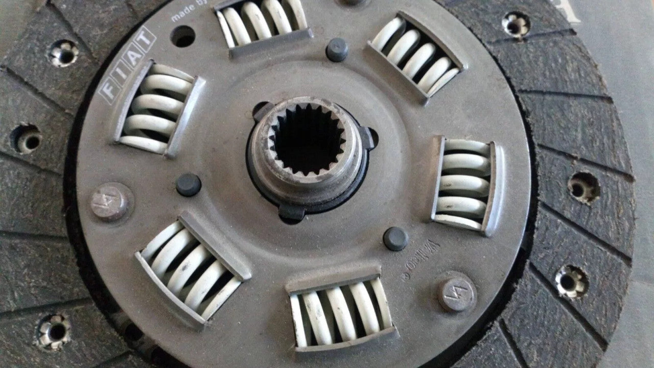 Clutch Disc Plate fits Fiat Panda Uno Lancia Y10 7619341 Genuine View Left